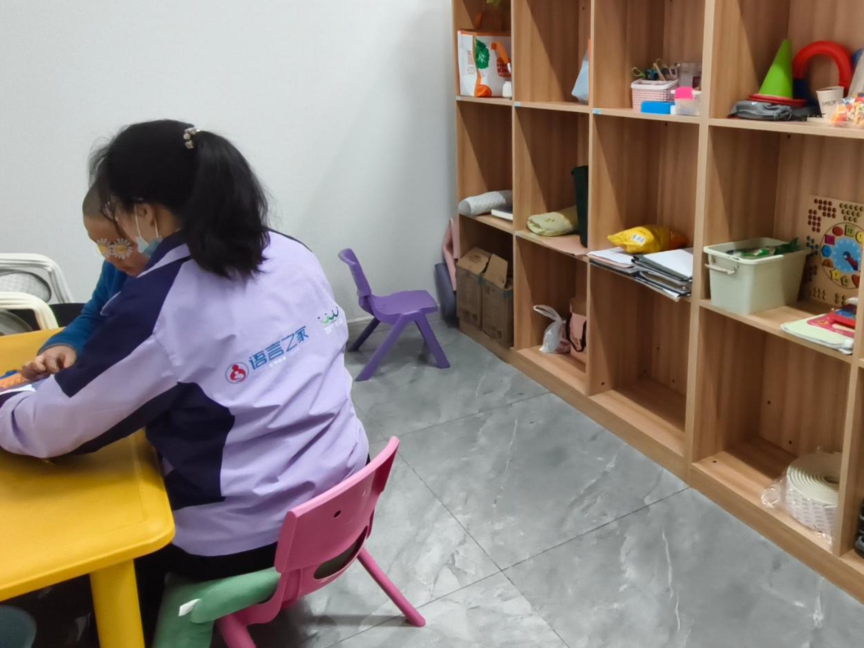 �ڼ�����ѵ������